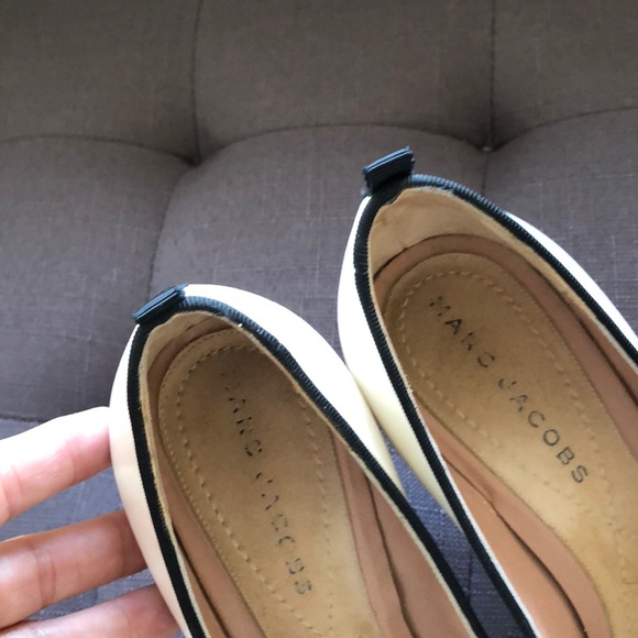 MARC JACOBS PEEP-TOE BOW PUMPS - Size 6 - Picture 4 of 6